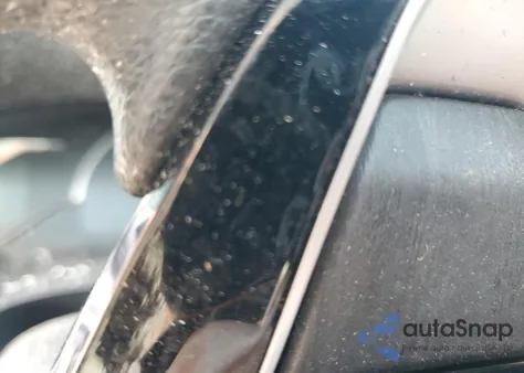 2018 Honda Clarity Plug-In Hybrid из США, поврежденный, VIN JHMZC5F1XJC001991